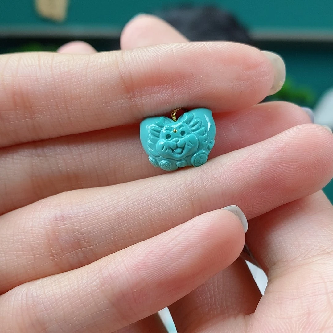 未镶嵌绿松石珠宝奇石