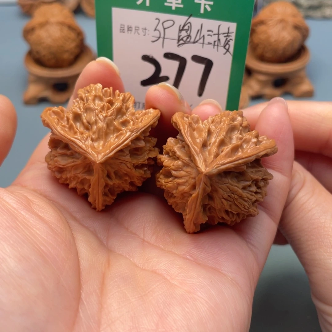 吊坠桃核文玩核桃