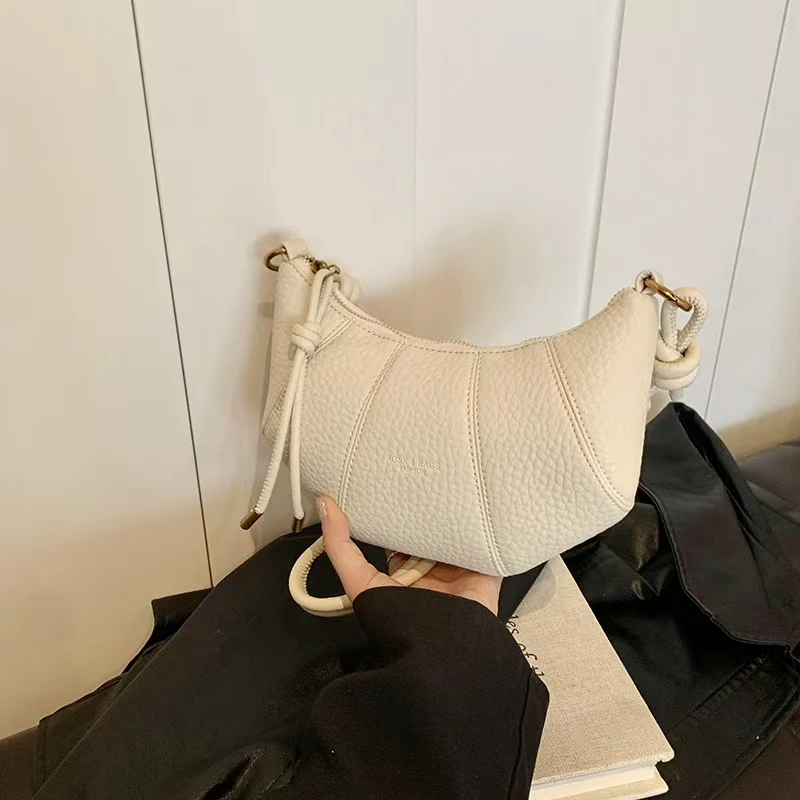 新品轻奢百搭高级感气质时尚斜挎女士包A12d