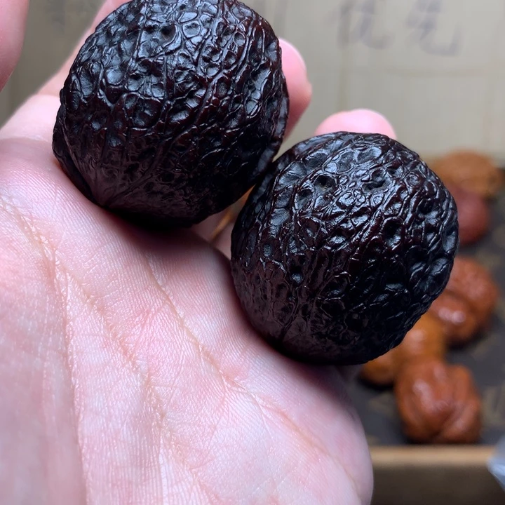 文玩核桃把件39地闷