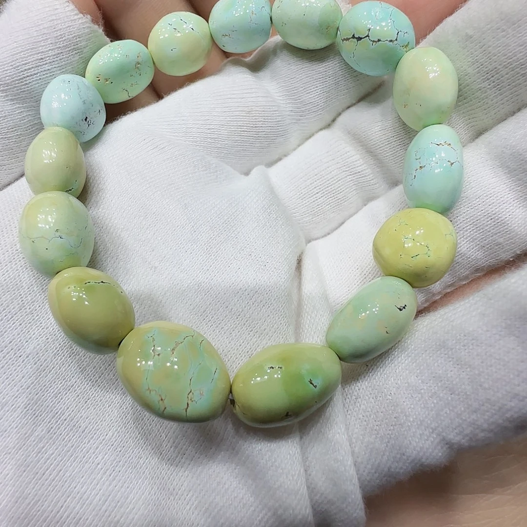 未镶嵌绿松石原矿绿松石