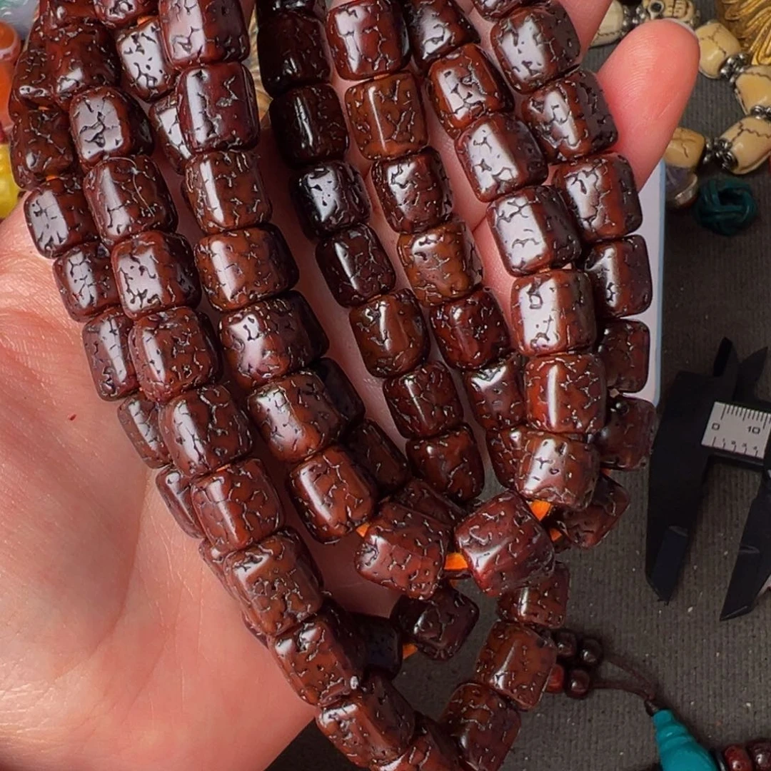 非洲紫檀（红花梨）飞*