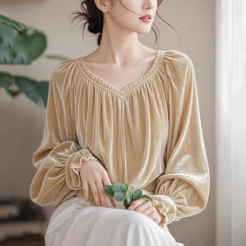 法式高端金丝绒上衣女春季新款V领宽松长袖小衫设计感灯笼袖衬衫