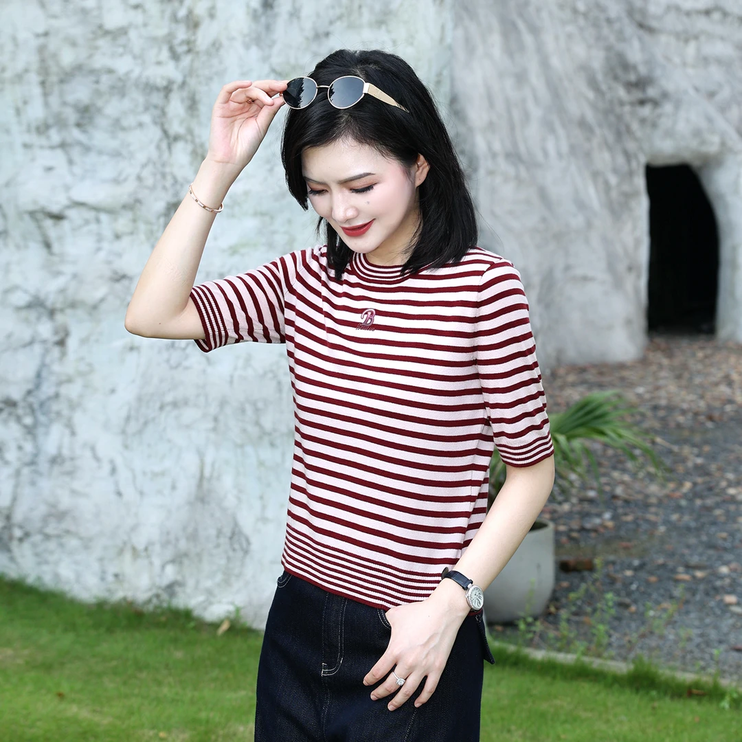 枫竺女装阿楠anan莱赛尔气质圆领条纹喷绘刺绣针织衫女夏休闲上衣