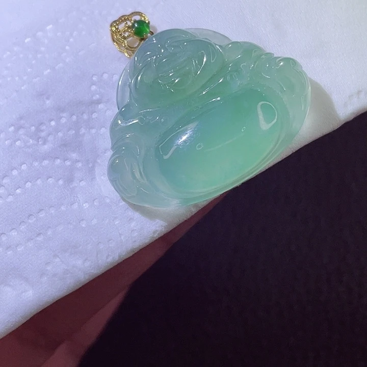 颈饰18K金镶嵌翡翠翡翠