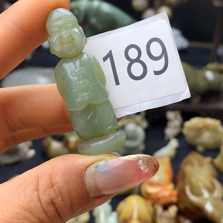 和田玉未镶嵌车挂