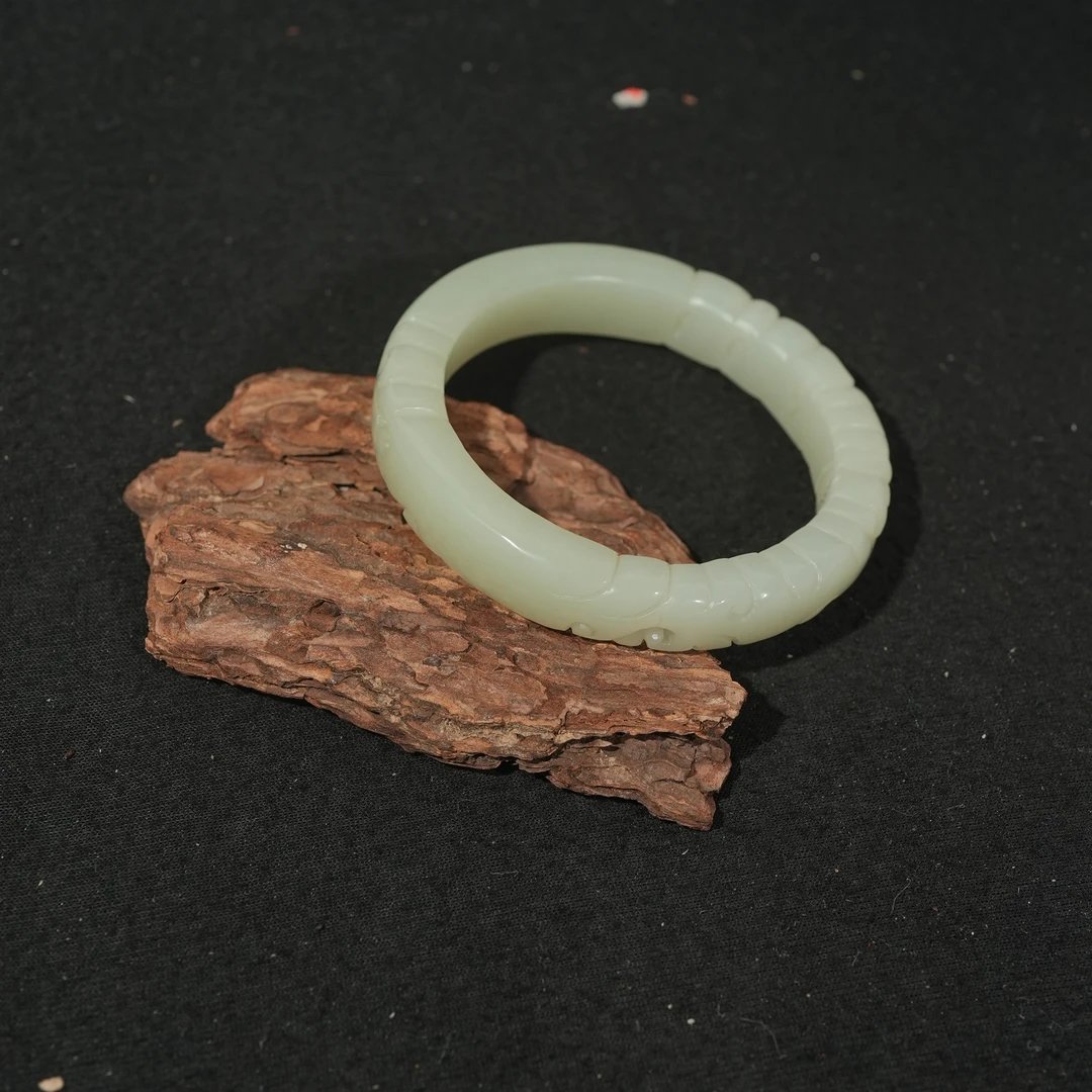 12.27香港王老板-和田玉手镯6z04