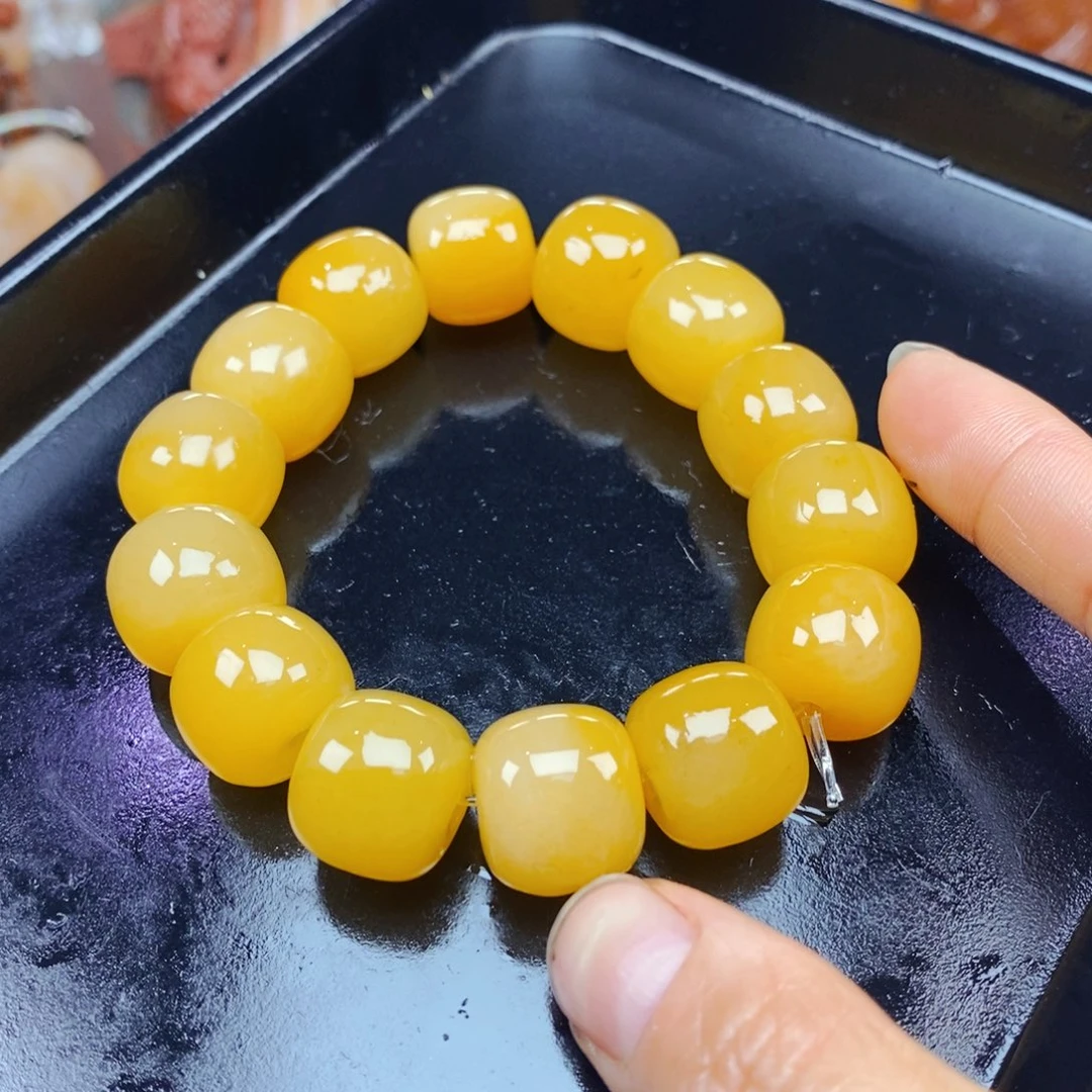 石英质玉（黄龙玉）未镶嵌颈饰