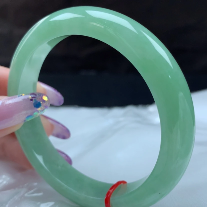 【闪购商品】翡翠手镯未镶嵌96632。