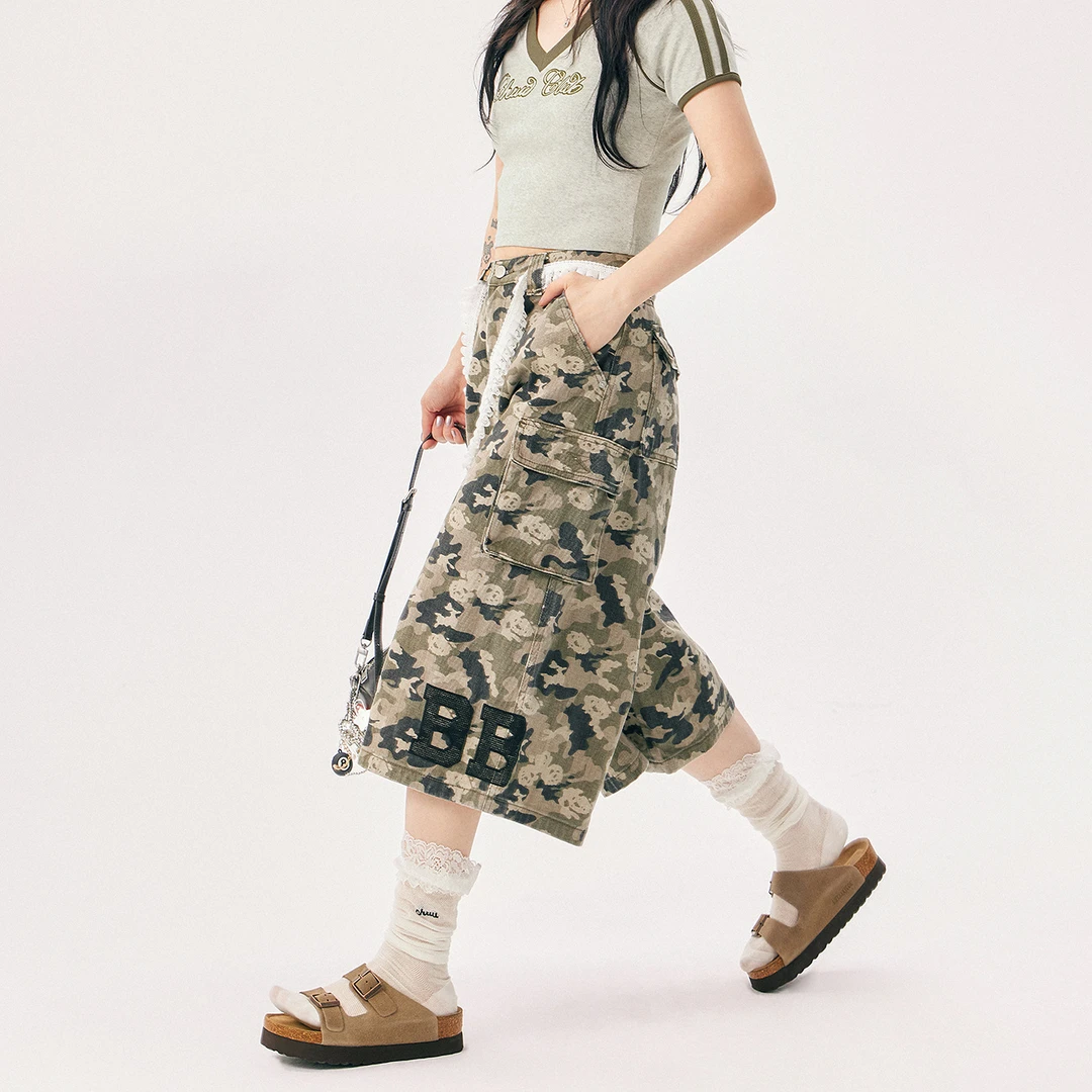CHUU夏季女装字母迷彩设计减龄风高腰阔腿七分辣妹休闲裤