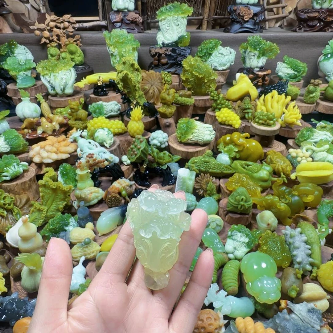 蛇纹石玉未镶嵌把件