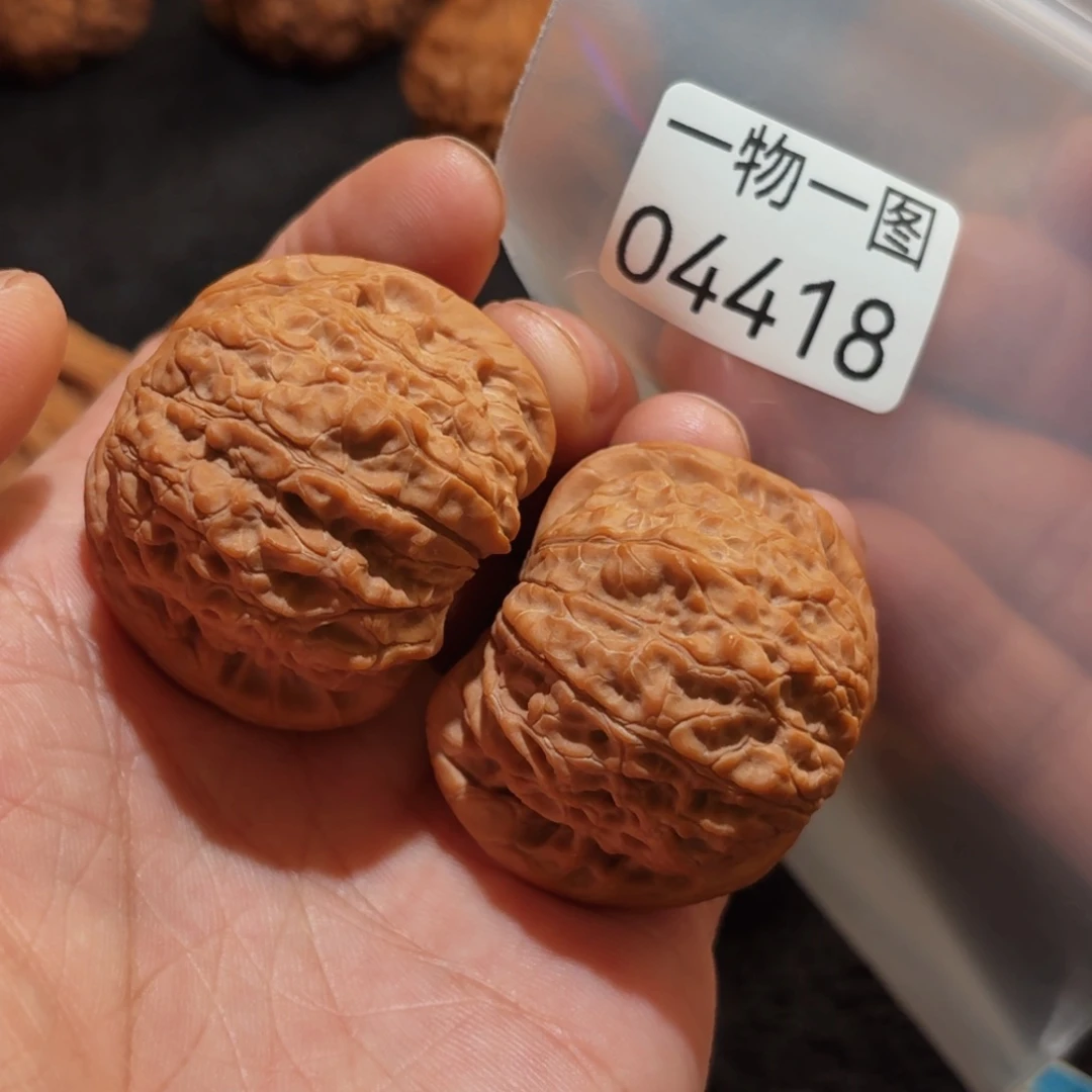 文玩核桃把件血麒麟