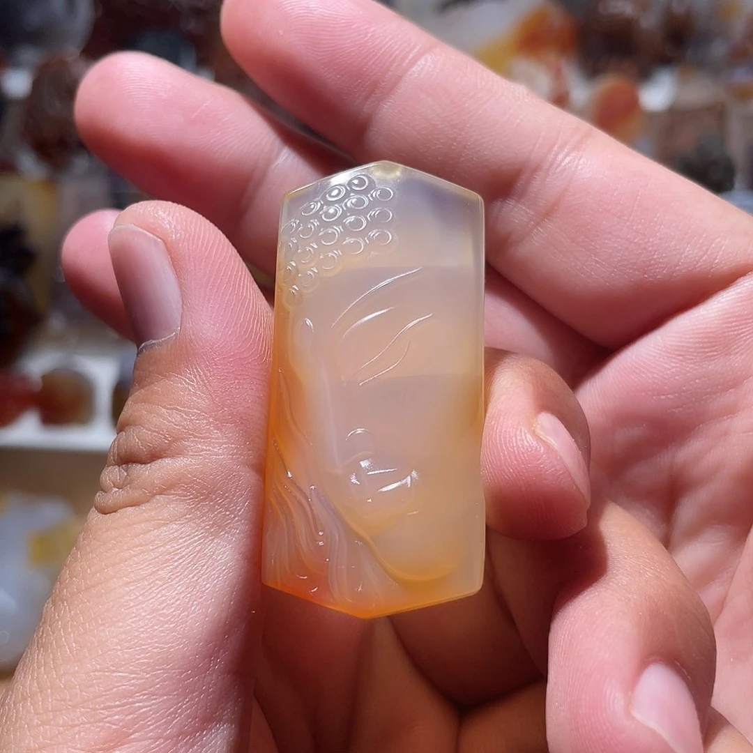 玛瑙/玉髓颈饰未镶嵌