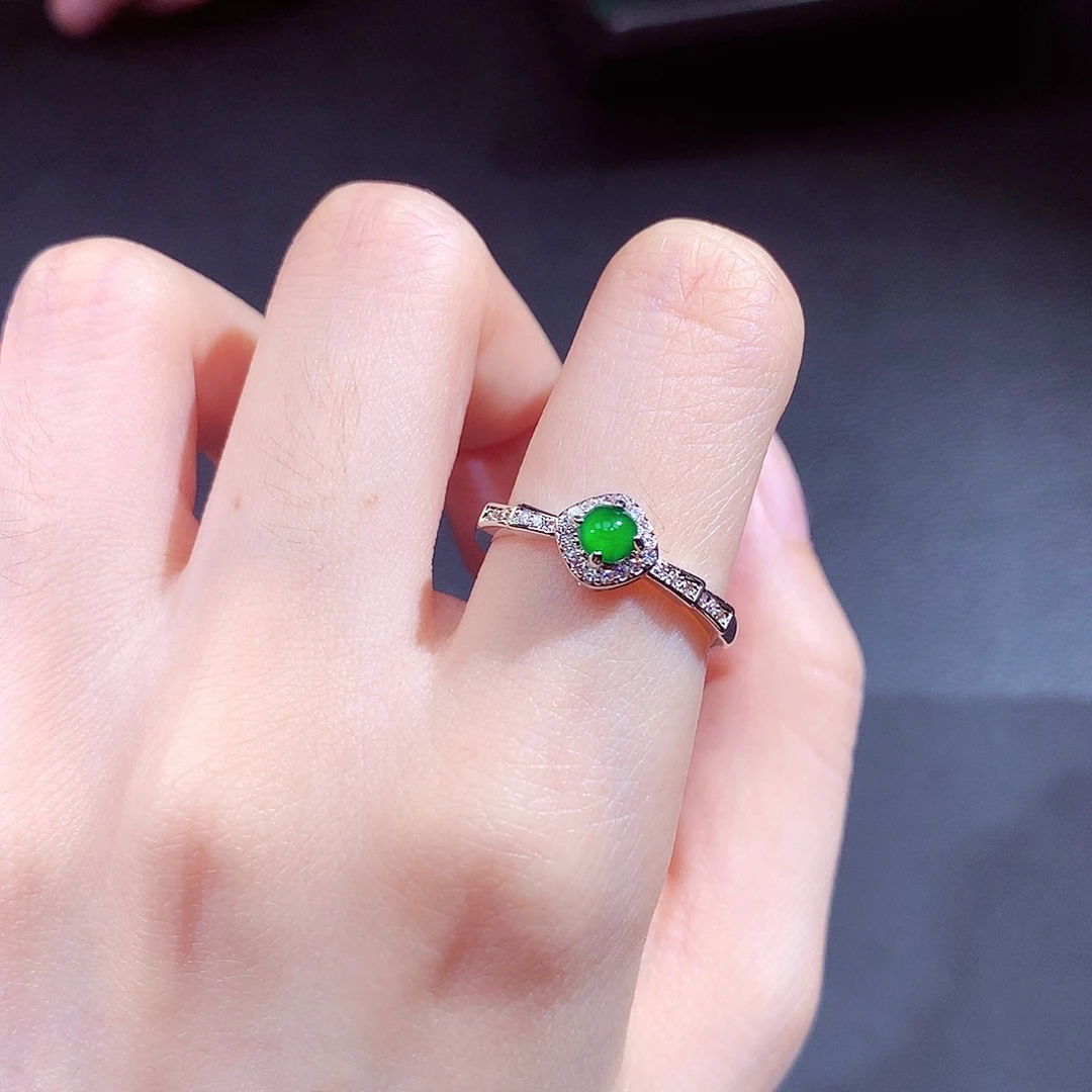 翡翠戒指未镶嵌翡翠