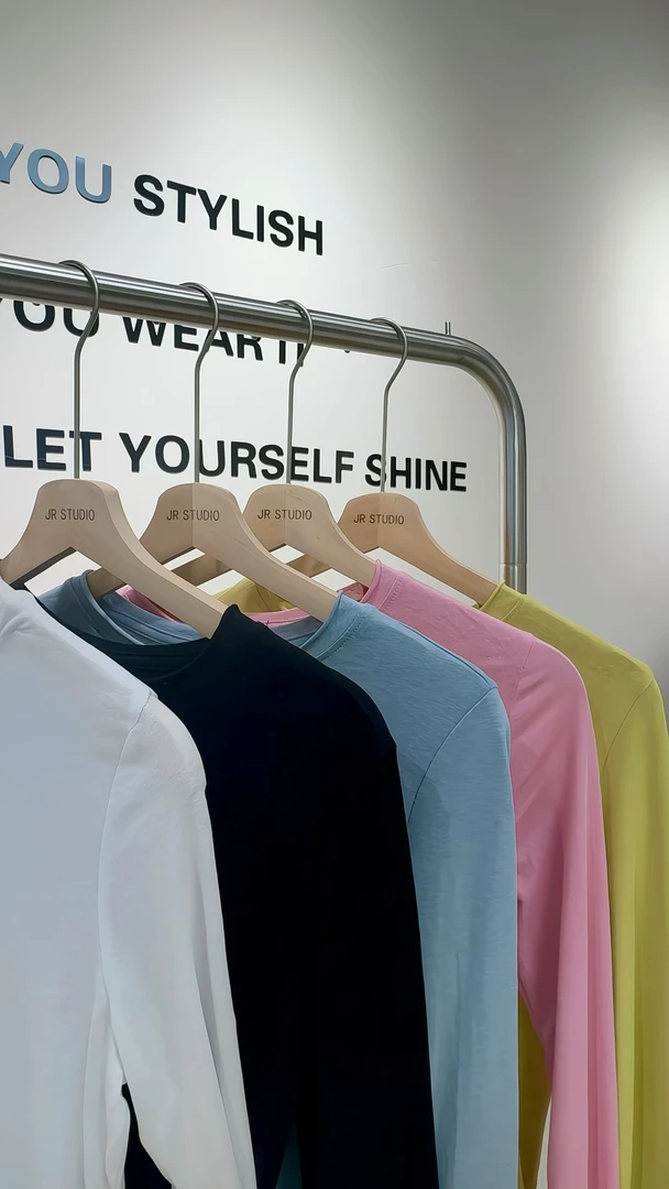 圆领基础款打底衫