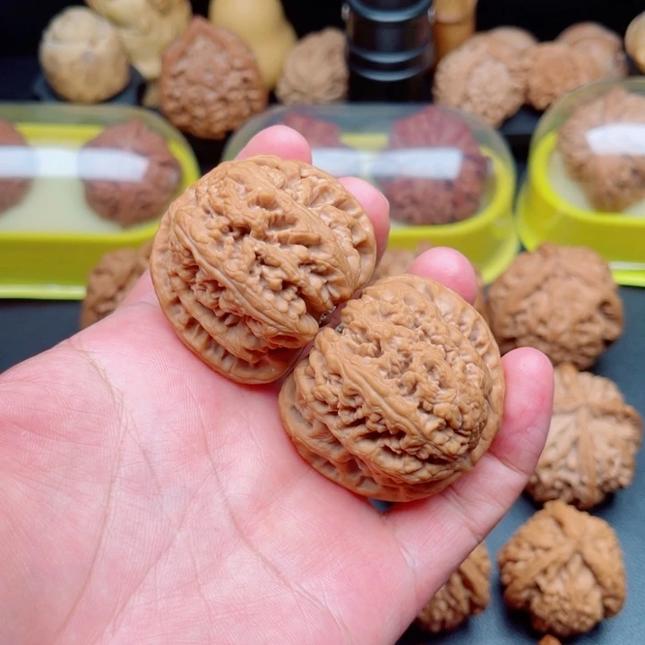 文玩核桃把件平谷大粗筋43×42×38