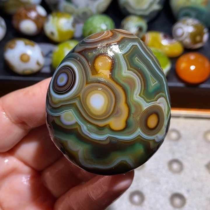 未镶嵌玛瑙/玉髓珠宝半成品88