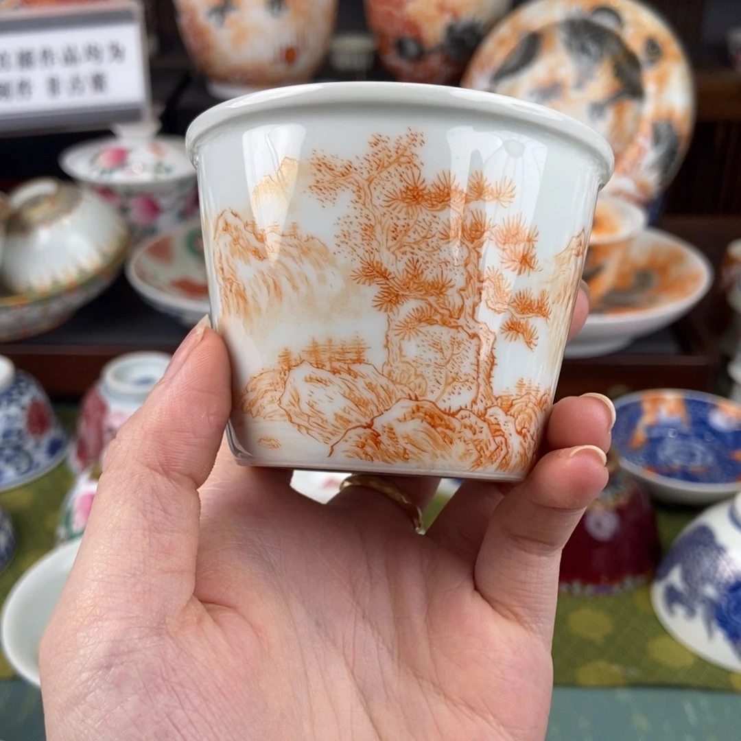 陶瓷的设计师是一个人的