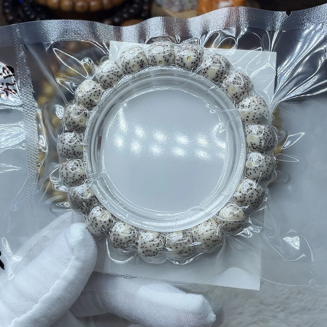 星月菩提手串原生态瓷白11✖️10侧留白针尖星