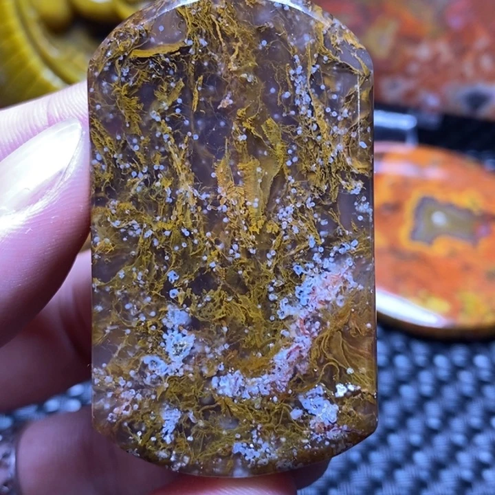 玛瑙/玉髓颈饰未镶嵌