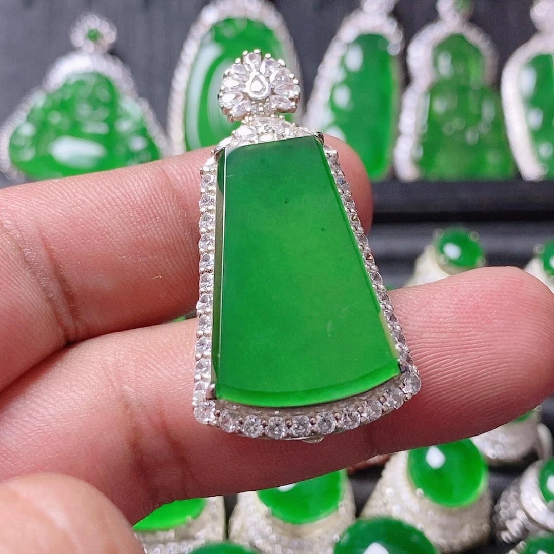 翡翠银S925镶嵌颈饰