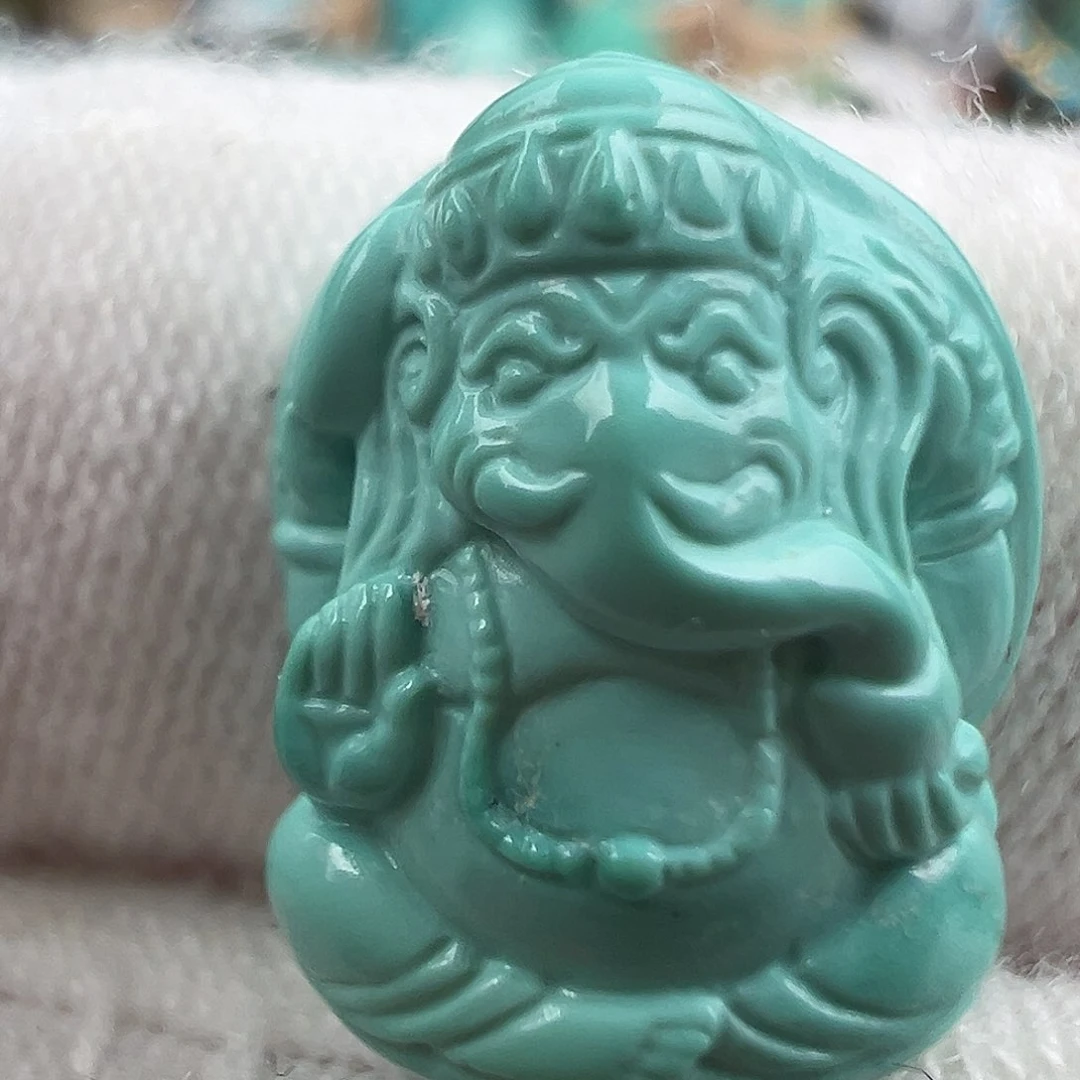 绿松石配饰未镶嵌