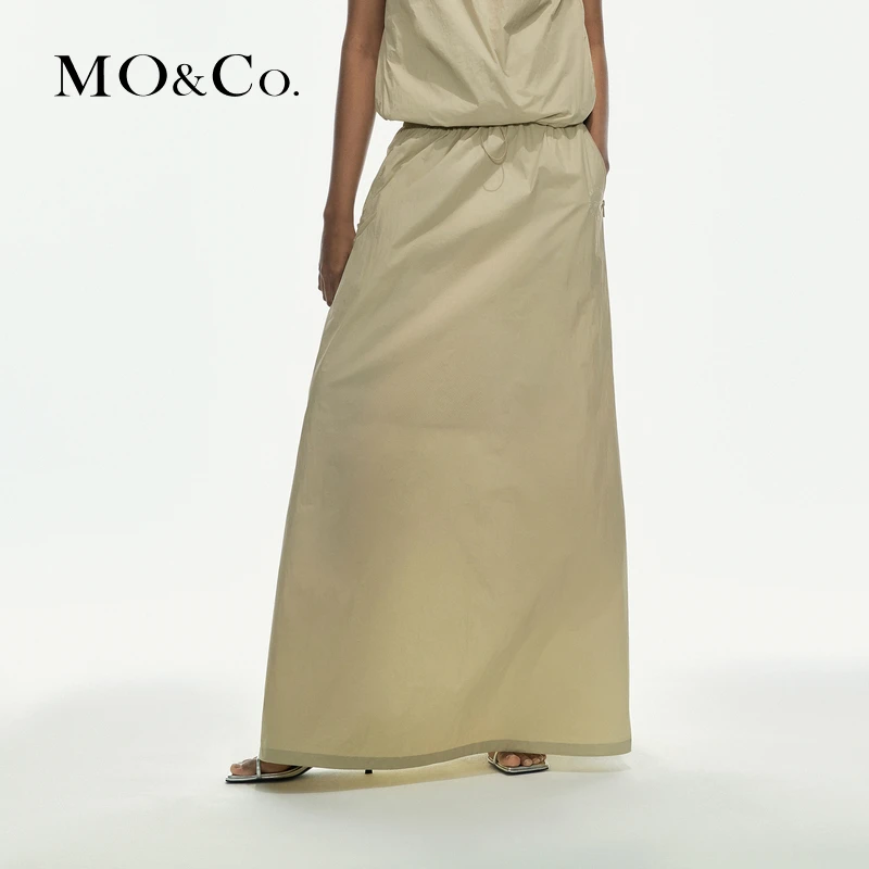 MOCO半身裙春夏【UPF40+防晒】轻量运动风抽绳高腰长裙MBD2SKT063