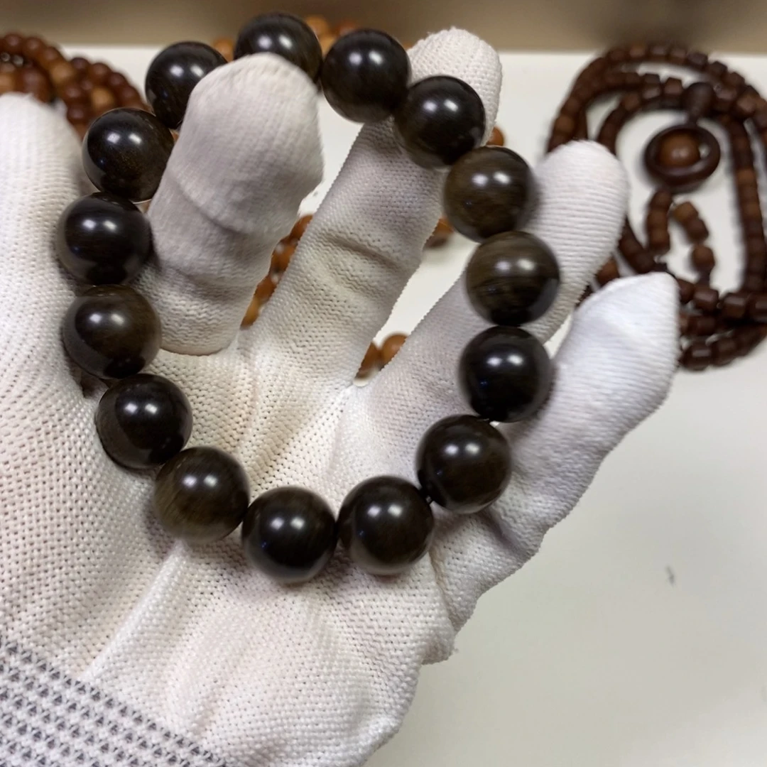 情***浅檀香木老山檀香1.5阴沉奶香