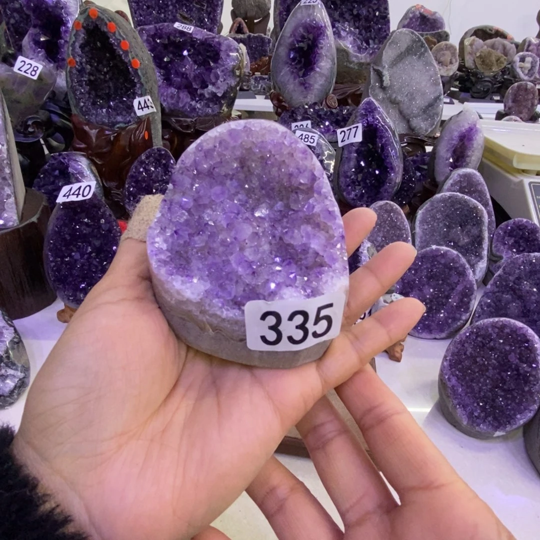 水晶大型摆件（非配饰）未镶嵌