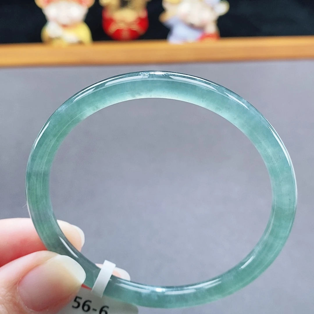 翡翠未镶嵌手镯49