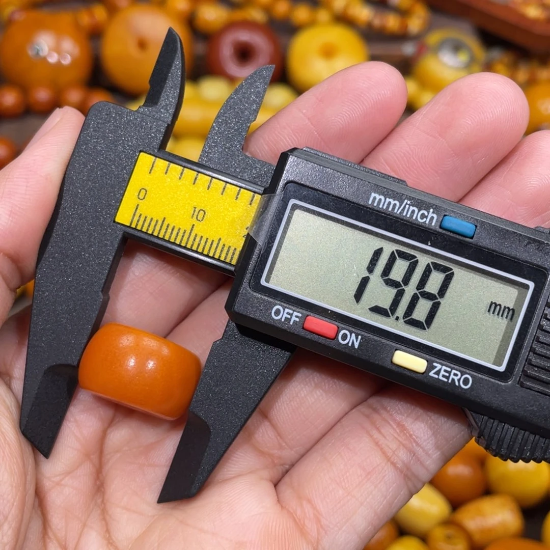 蜜蜡未镶嵌裸石饼子