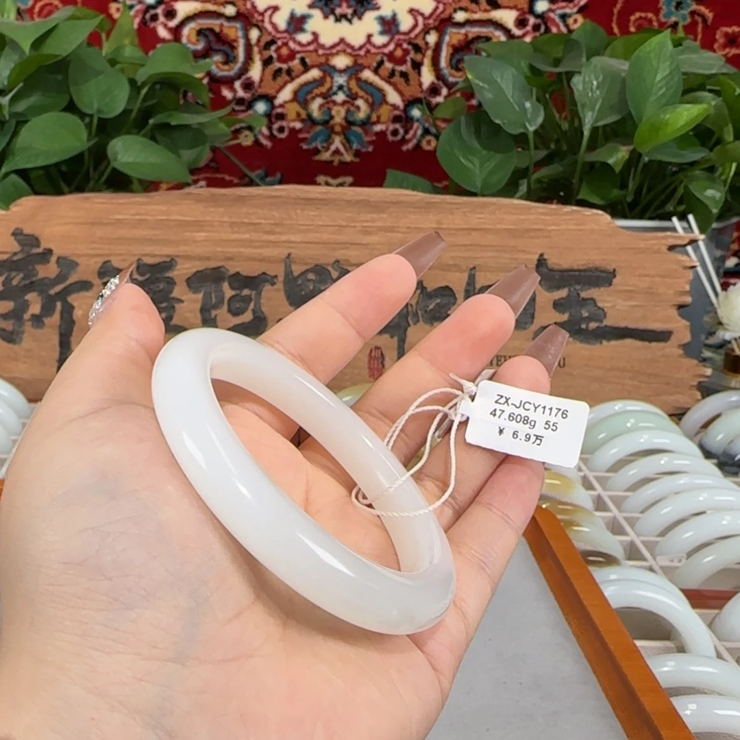 未镶嵌手镯和田玉新疆和田玉羊脂白玉手镯柔光油熟窄版条宽10+