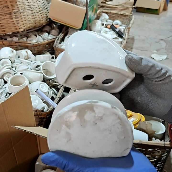 摆件陶瓷盘子碗啥都有