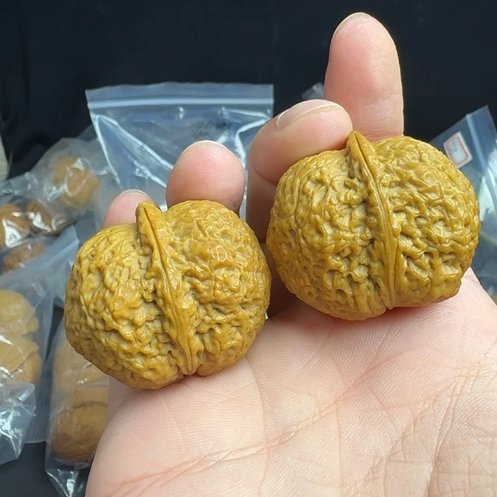 文玩核桃把件42号蚁纹元宝40尺微瑕