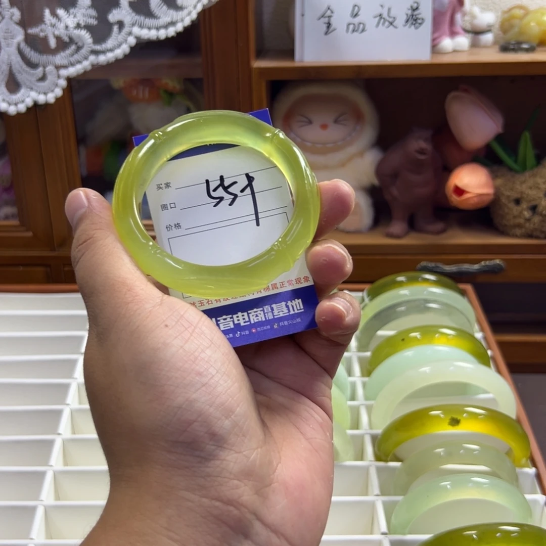 蛇纹石玉未镶嵌手镯597