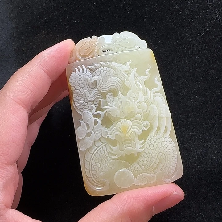 未镶嵌蜜蜡珠宝奇石