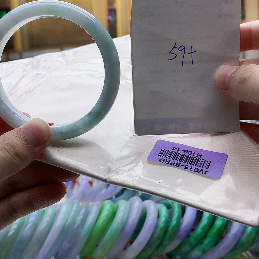 翡翠未镶嵌手镯iiiiiiii