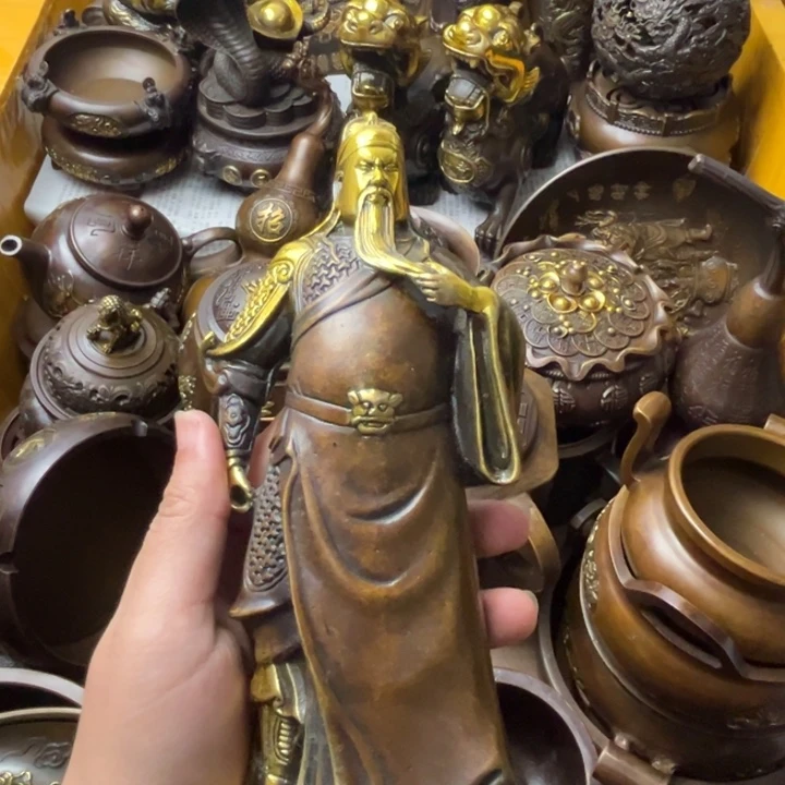 精美铜器摆件藏收