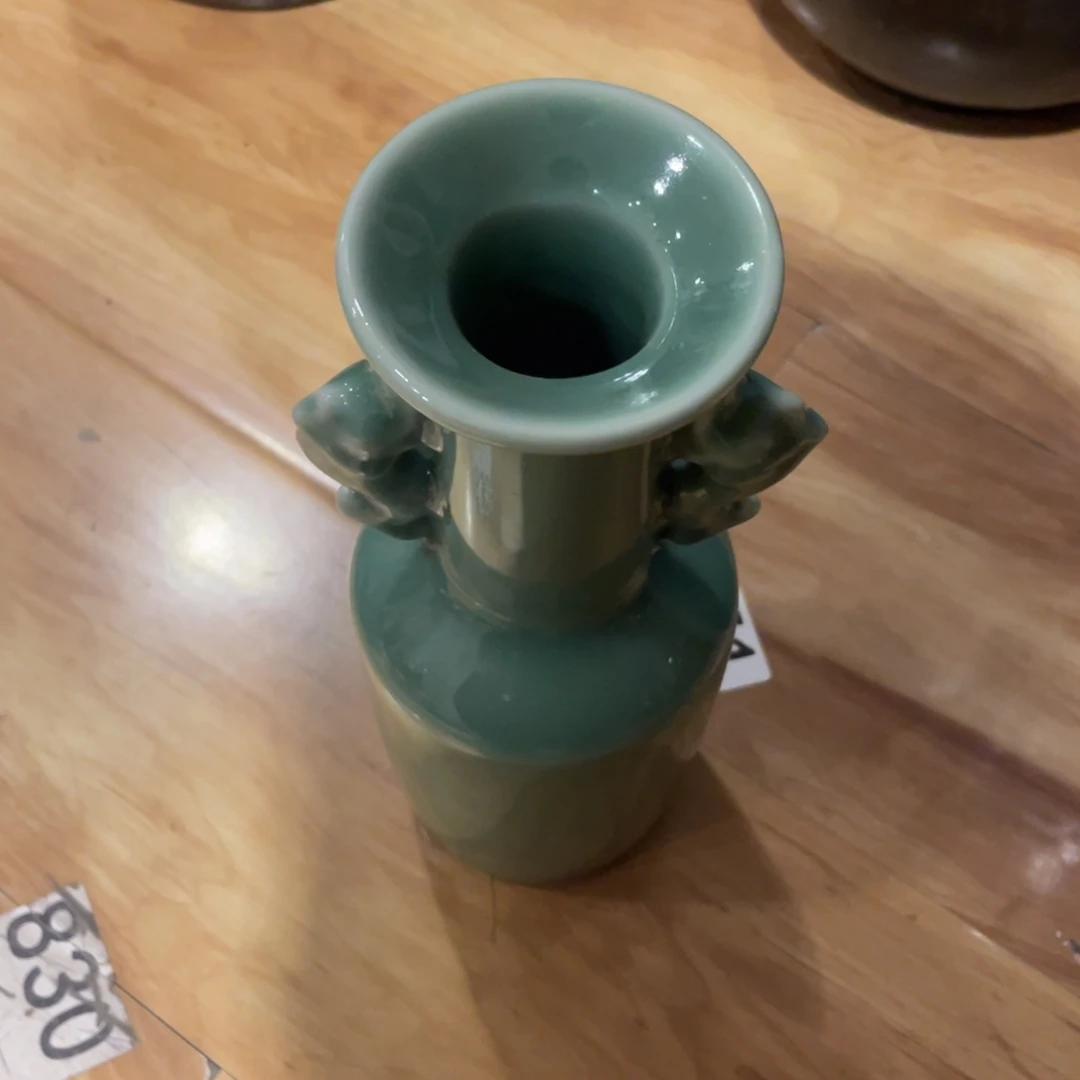 大****为工艺美术品陶瓷艺术