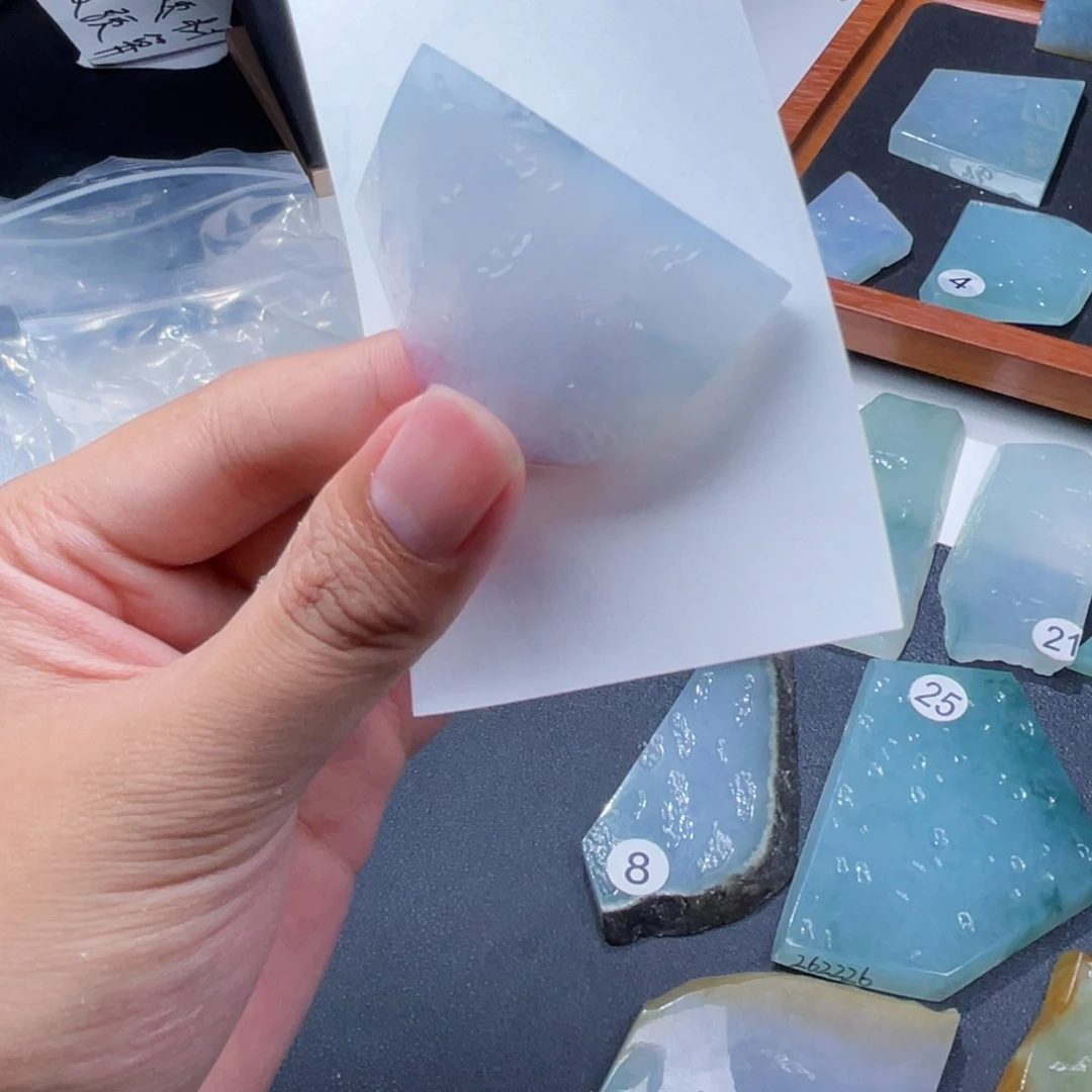 定制翡翠未镶嵌小挂件料