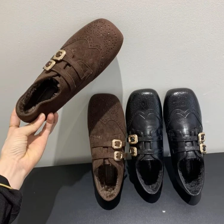 复古雕花内增高小皮鞋女英伦风加绒保暖2025秋冬新款百搭乐福鞋女