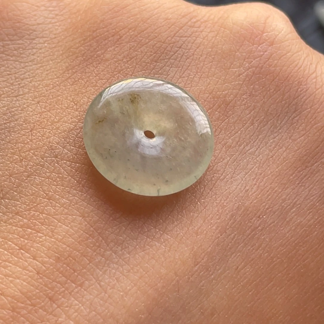 翡翠颈饰未镶嵌不退换