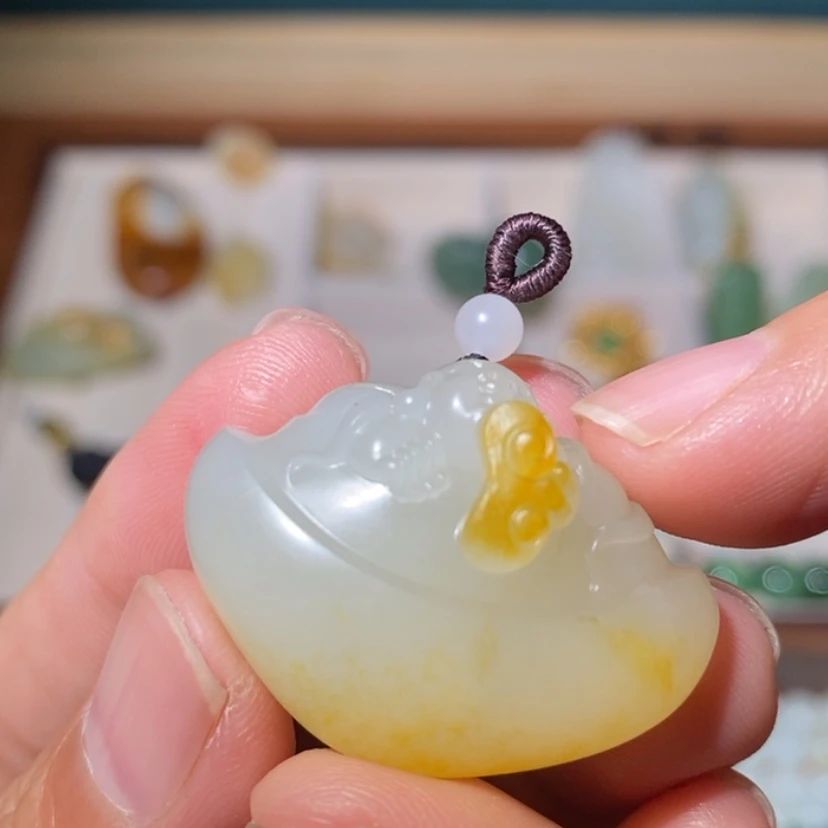 【闪购商品】颈饰未镶嵌和田玉