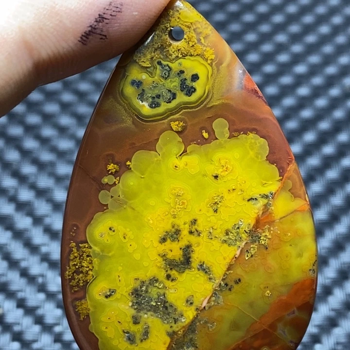 玛瑙/玉髓颈饰未镶嵌精*