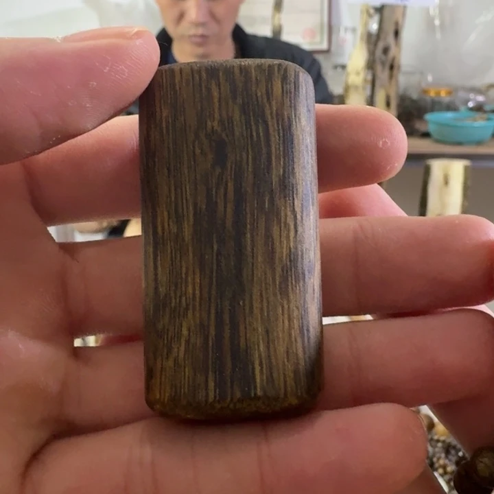 兰***＠沉香沉香枕雕刻定制11g+