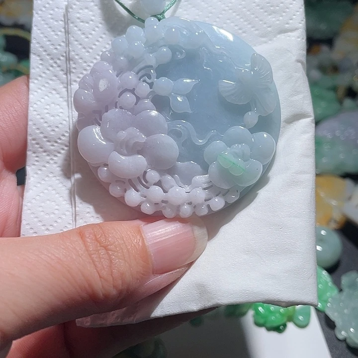 颈饰未镶嵌翡翠天