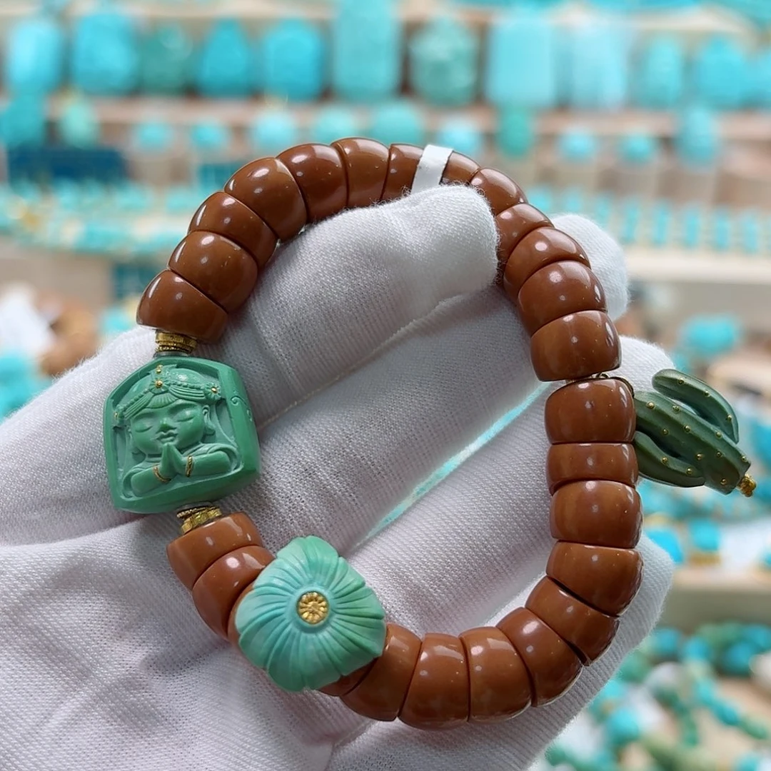 绿松石未镶嵌珠宝奇石