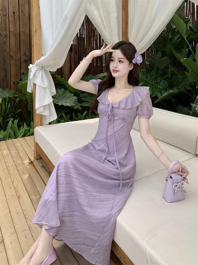 温柔法式少女度假裙子2025夏新款修身显瘦收腰系带纯色茶歇连衣裙