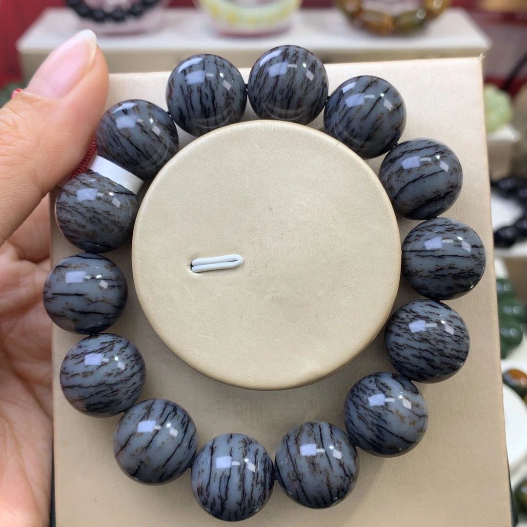 和田玉未镶嵌手串