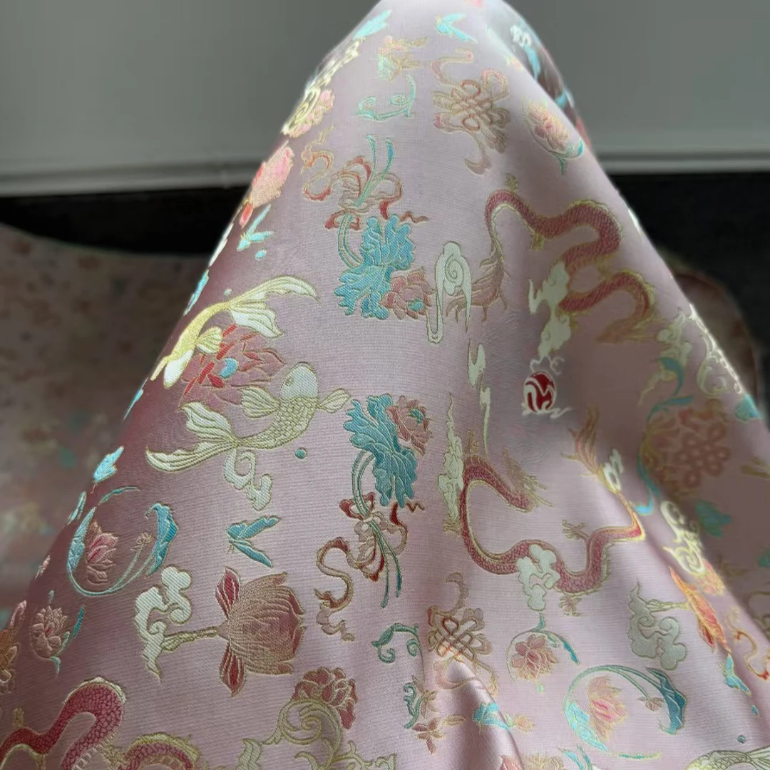 【鲤鱼跃龙门】45姆米140门幅织金宋锦现货面料（裁剪无退换）